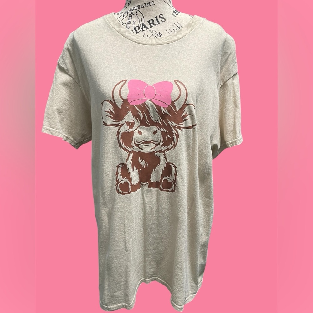 Highland Cow Graphic Tee